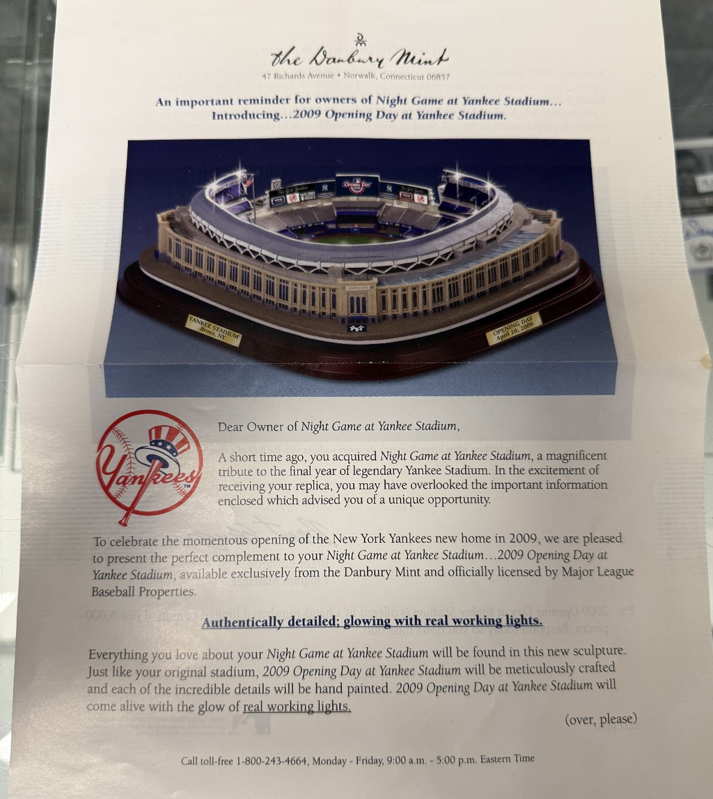 Danbury Mint Old Yankee Stadium Replica/Model Baseball MLB - Original Box