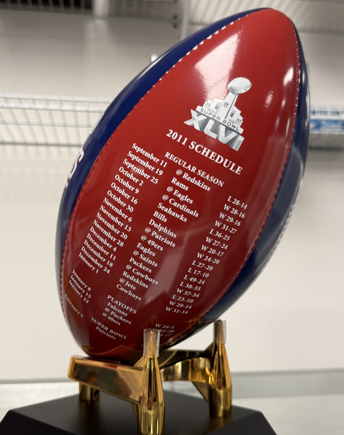 NFL New York Giants Super Bowl XLVI Danbury Mint Porcelain Trophy Football