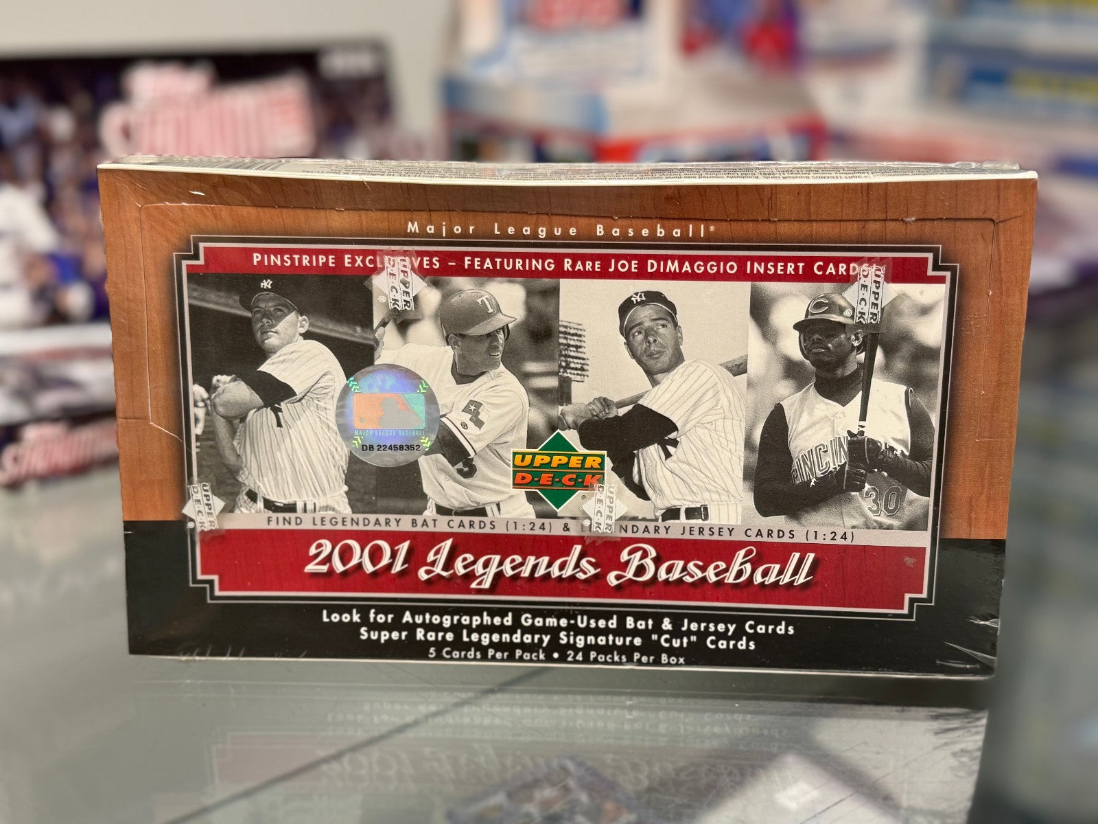 2001 Upper Deck Exclusive Hobby Legends MLB Box