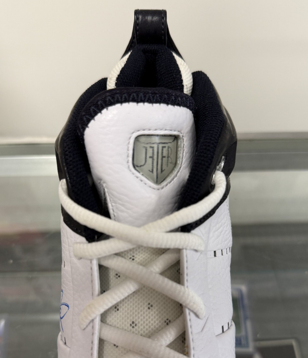 Derek Jeter New York Yankees Signed Game Model Jordan Cleats - Steiner COA