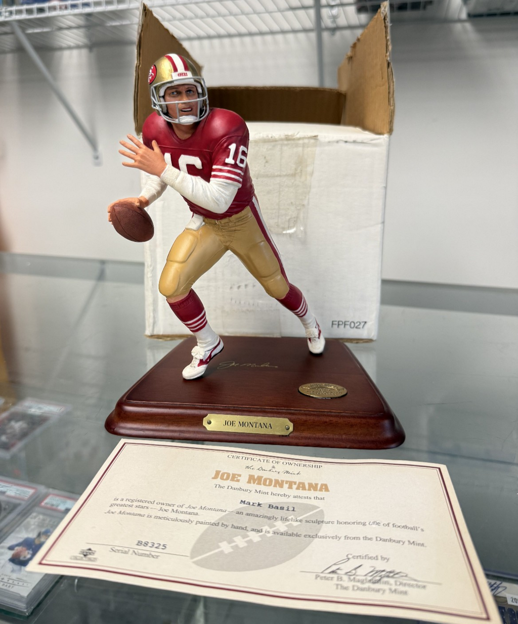 Danbury Mint Joe Montana NFL 49ers Hand Painted Resin Figurine/Statue - COA