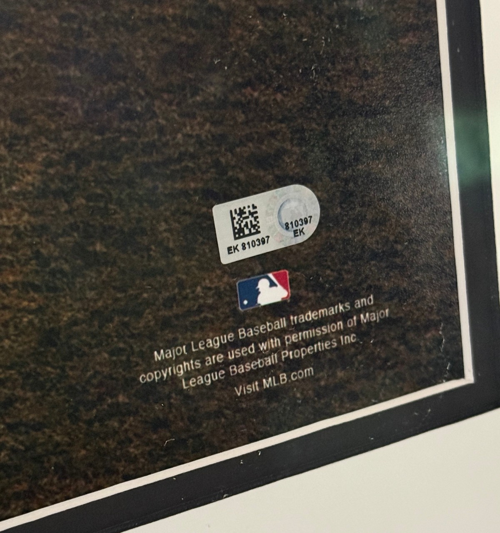 Derek Jeter New York Yankees Signed Framed 16x20 Photo - Steiner Authenticated