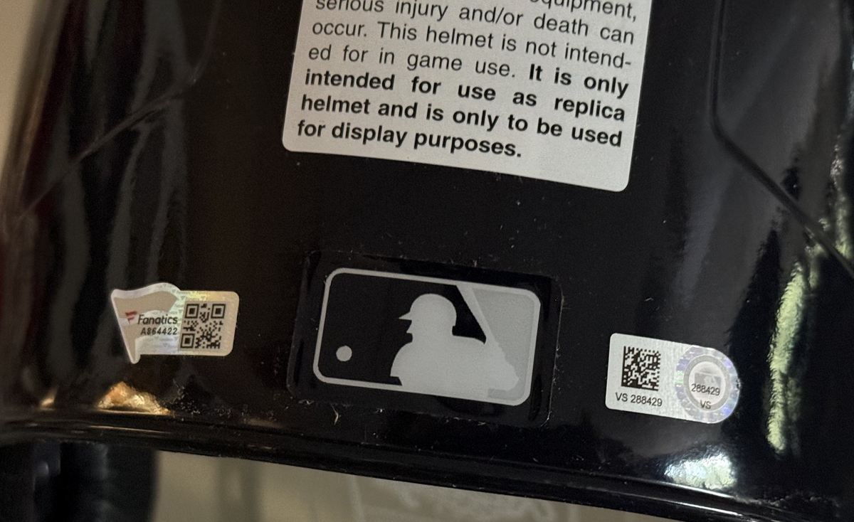 Gleyber Torres 25 Signed/Auto Full Size  NY Yankees Batting Helmet, Fanatics COA