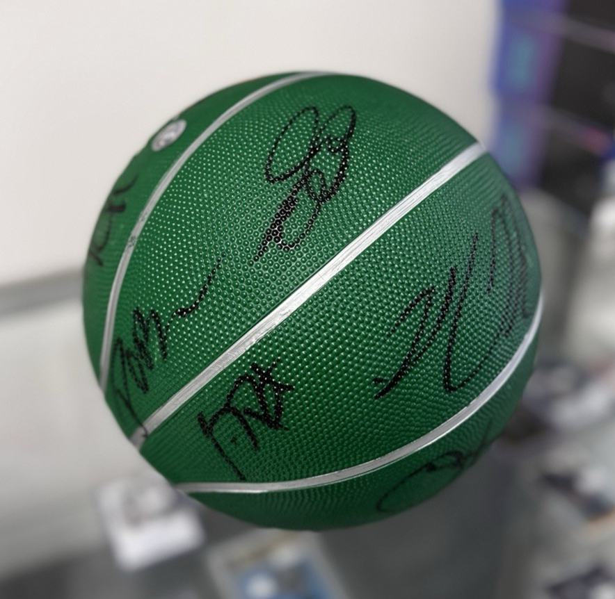 2007-8 Boston Celtics Championship Team Autographed Basketball - JSA Authentic