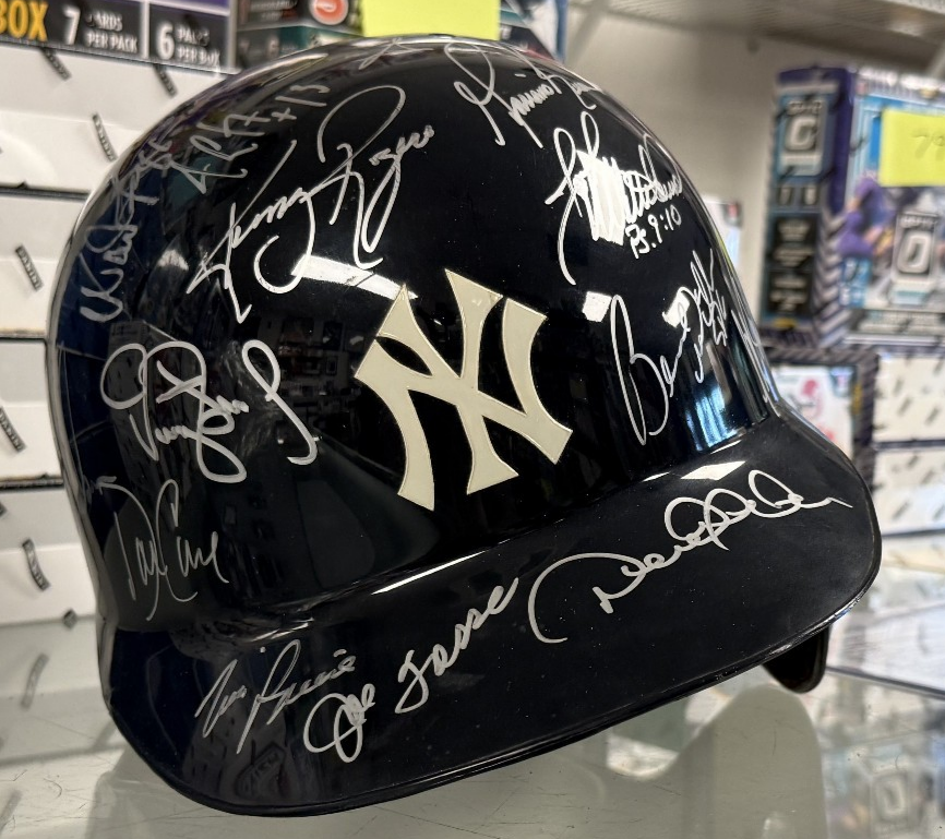 1996 WS Champs NY Yankees Signed Helmet Jeter, Rivera, Martinez, Cone - JSA COA