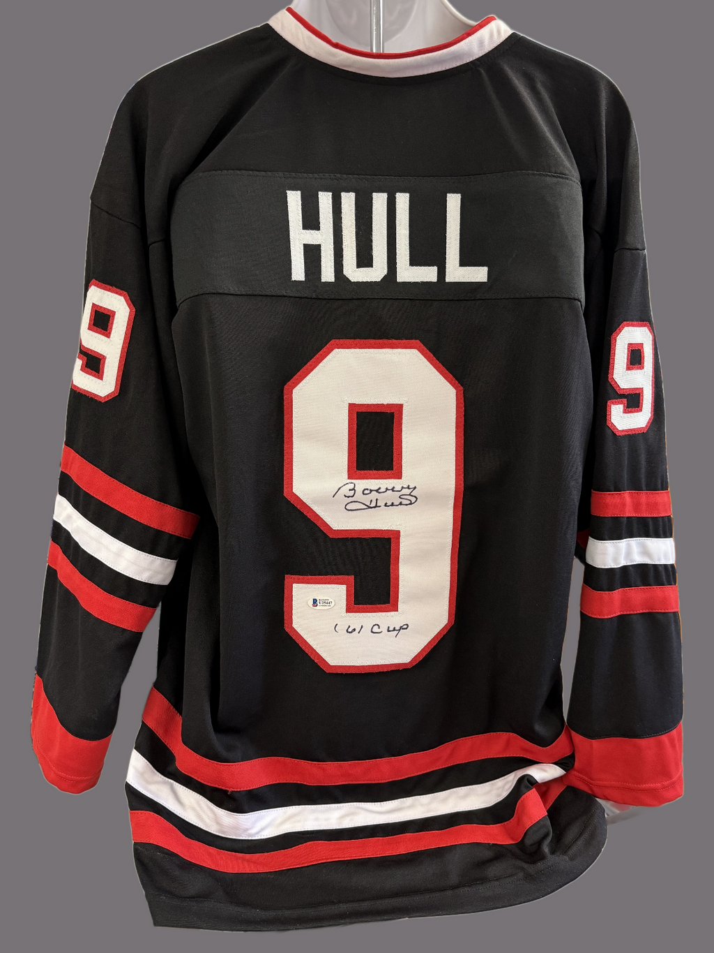 Bobby Hull Signed Autographed Chicago Blackhawks #9 Jersey - Beckett Authen.