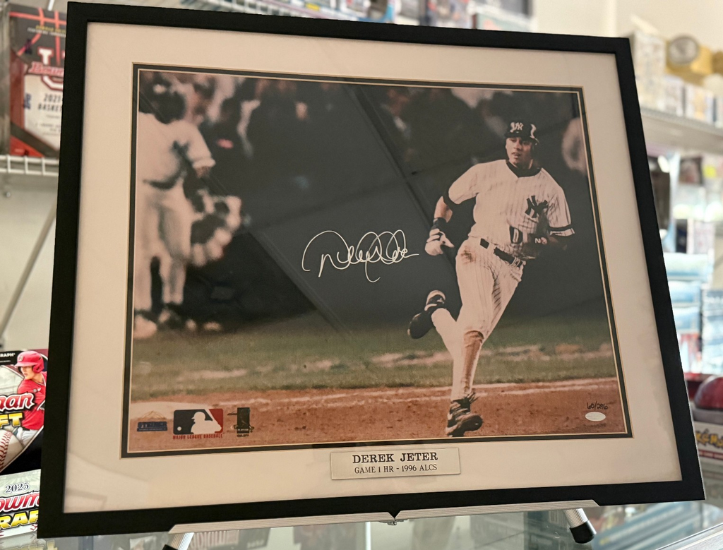 Derek Jeter Autograph Signed Framed Photo - Steiner Authenticated (Sticker Only)