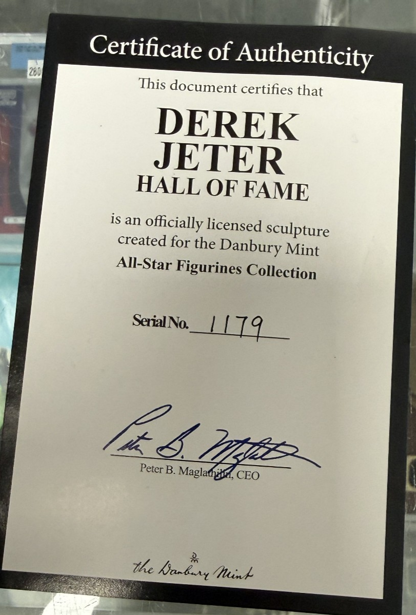Danbury Mint Derek Jeter Hall of Fame Sculpture "The Captain" Collectable - COA