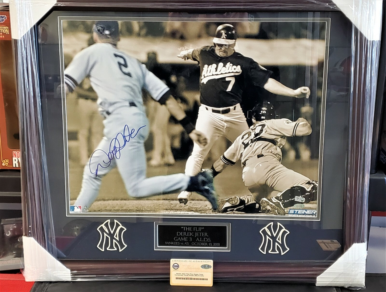 Derek Jeter Autograph 16x20 Framed Sepia Flip  Photo New York  Yanks Steiner