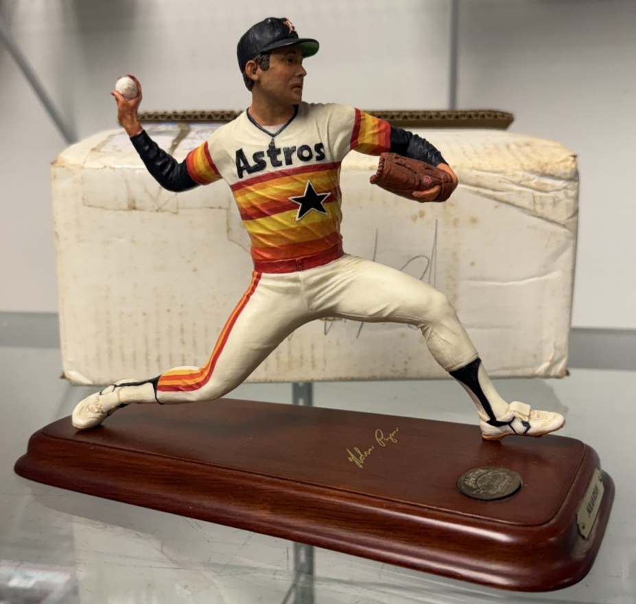Danbury Mint Nolan Ryan Figurine/Statue Houston Astros Collectible, Original Box