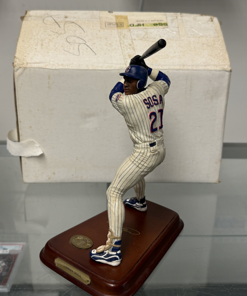 Sammy Sosa Danbury Mint Figurine Chicago Cubs  MLB Collectable - Original Box