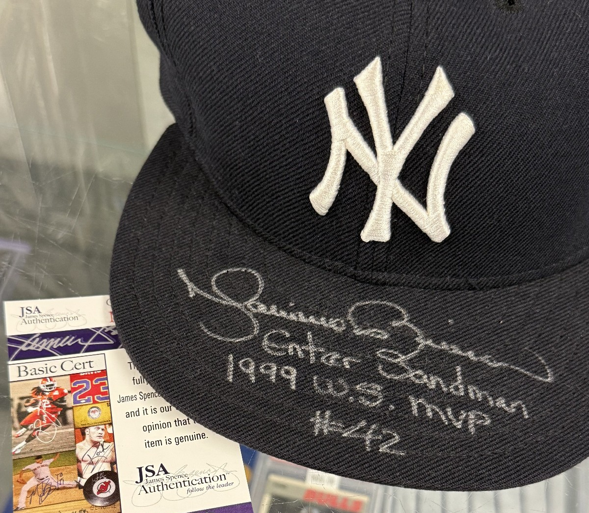 Mariano Rivera Signed/Auto 'Enter Sandman' New York Yankees Cap/Hat - JSA COA